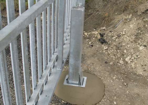 Jumbo Square Telescopic Post
