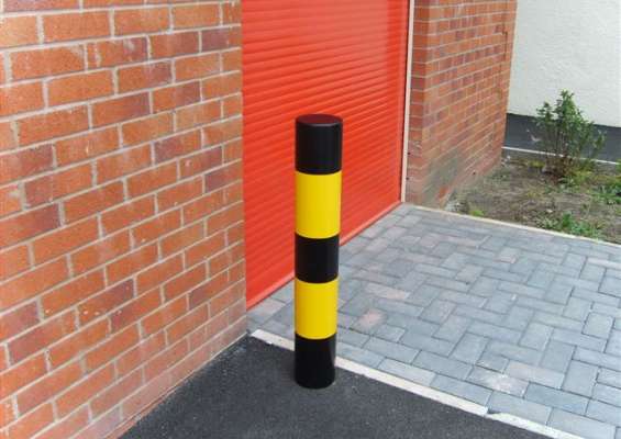 Static Bollard